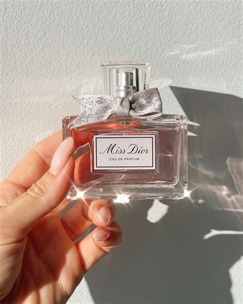 miss dior perfume packaging|what does miss dior smell like.